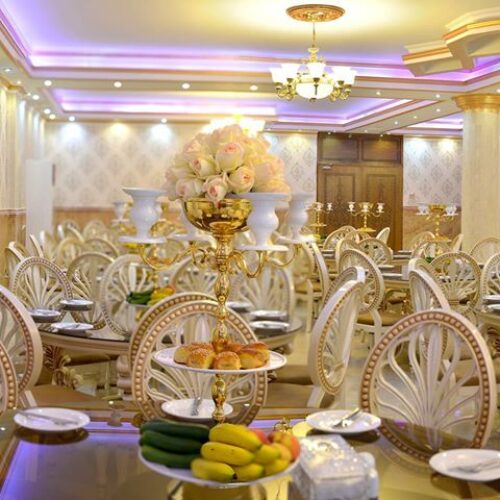 باغ تالار بزرگ پالیزی