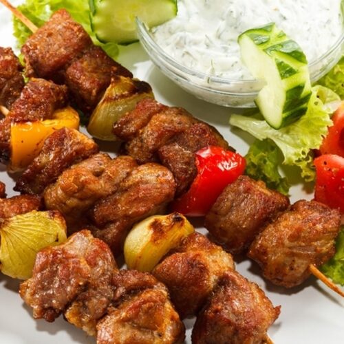 تهیه غذای گل یاس