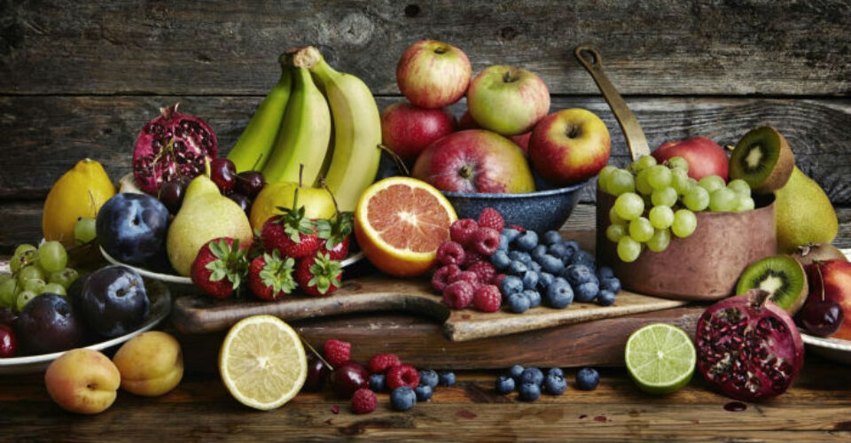 آیا می دانستید چه میوه هایی بیشترین مقدار قند را در خود دارند؟