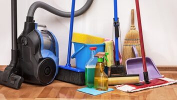 ۱۰ چیزی که اغلب در خانه تکانی های عید از قلم می افتد