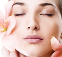 دکتر محبوبه صادقي متخصص پوست مو زیبایی