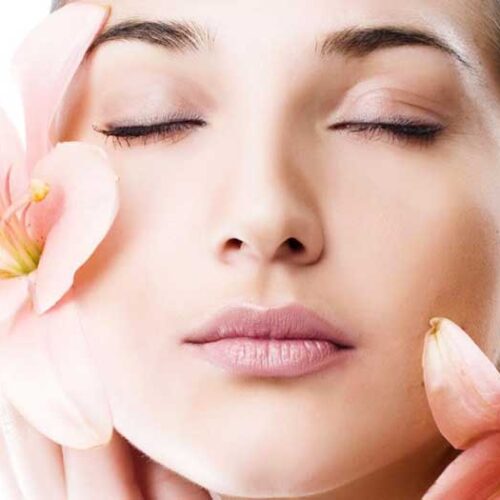 دکتر محبوبه صادقي متخصص پوست مو زیبایی