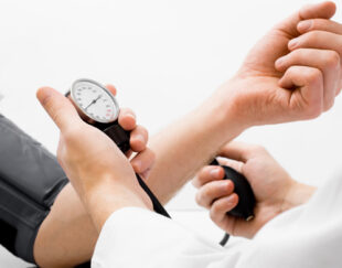 دکتر محمد رضا کمریی پزشک جراح و عمومی