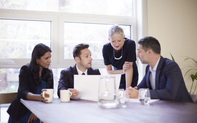 هرگز در مورد این مسایل با همکاران خود حرف نزنید