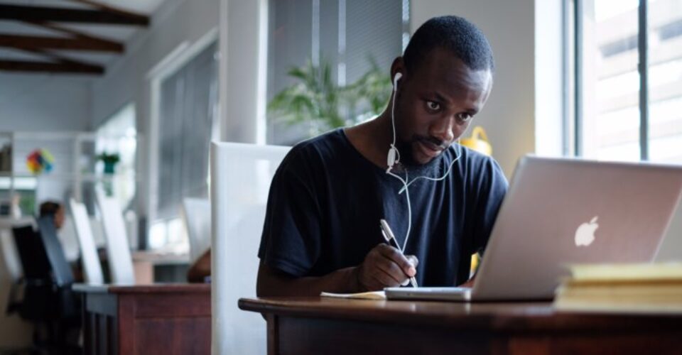 ۶ کاری که افراد موفق پس از بازگشت از تعطیلات طولانی انجام می دهند