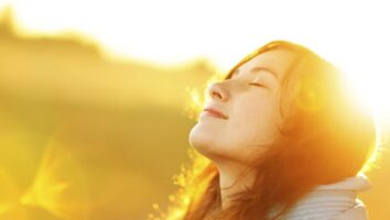 اگر هرگز رنگ خورشید را نبینیم چه اتفاقی برای بدن ما رخ می دهد؟