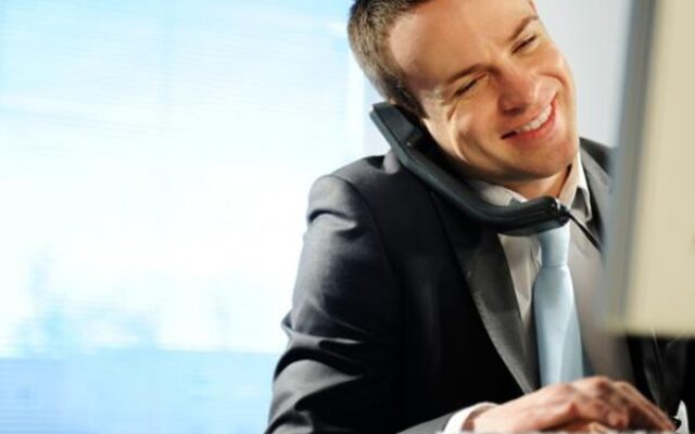 ۹ روش برای بالا بردن اعتماد به نفس در کار